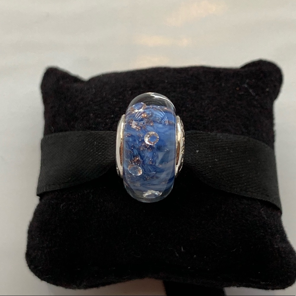 NEW🌸#55-Murano Glass Bead, Zircon Midnight Star